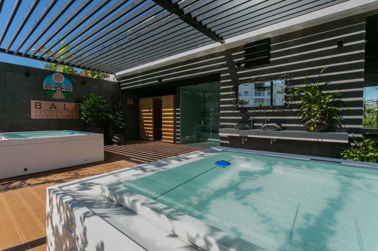 טורבייחה Nice 2 Bedroom Bali Apartment With Sea Views מראה חיצוני תמונה