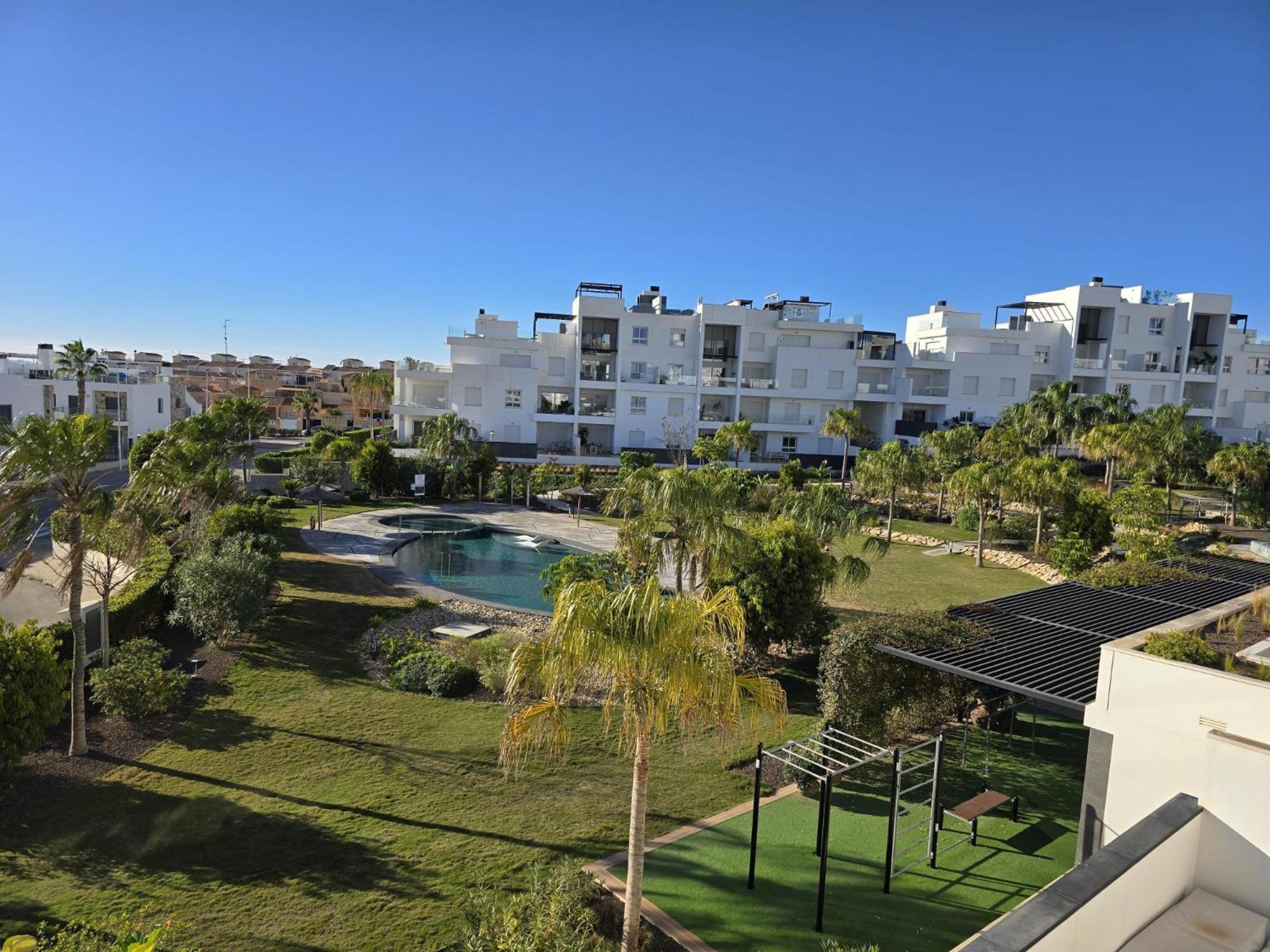 טורבייחה Nice 2 Bedroom Bali Apartment With Sea Views מראה חיצוני תמונה