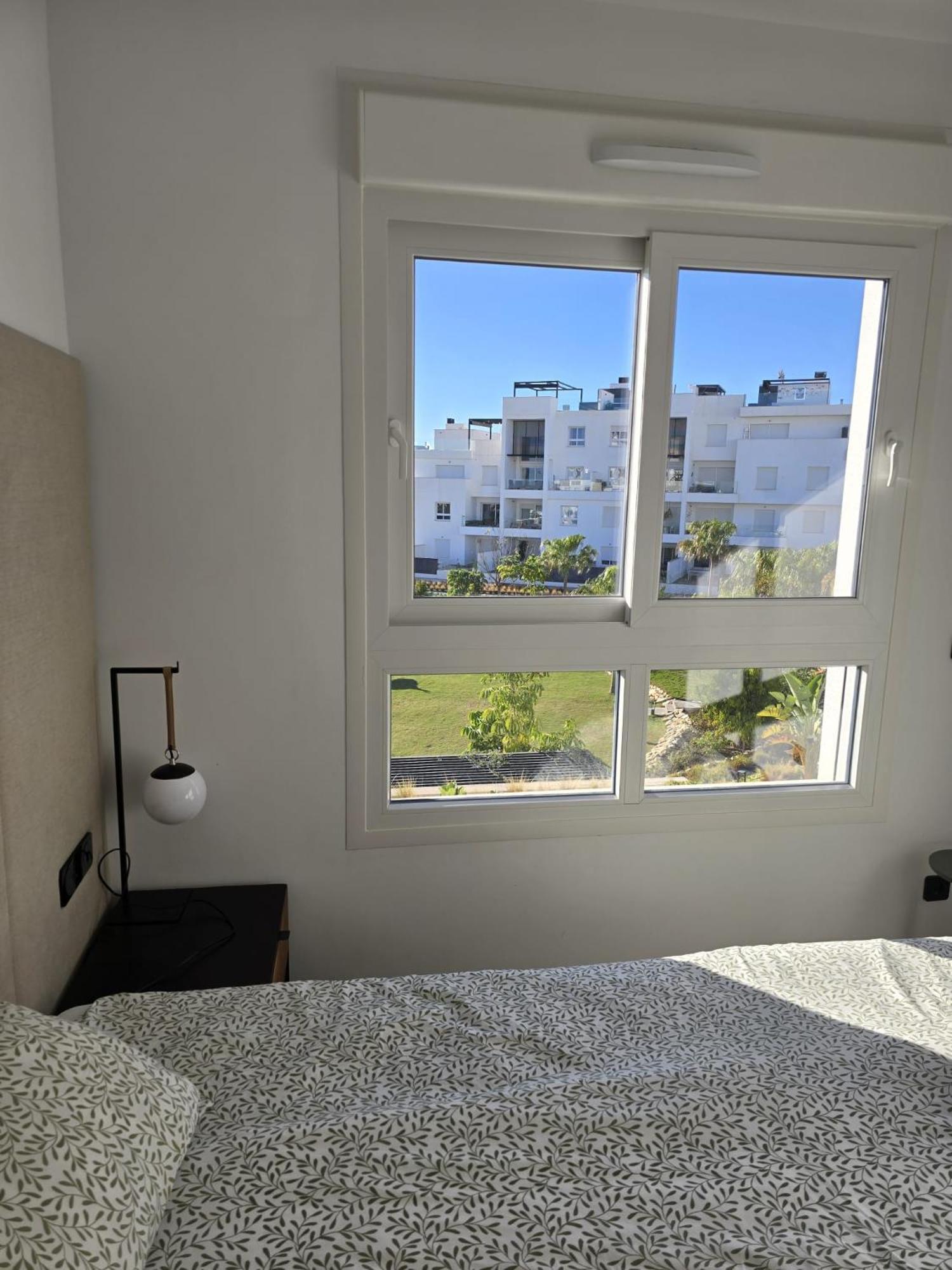 טורבייחה Nice 2 Bedroom Bali Apartment With Sea Views מראה חיצוני תמונה