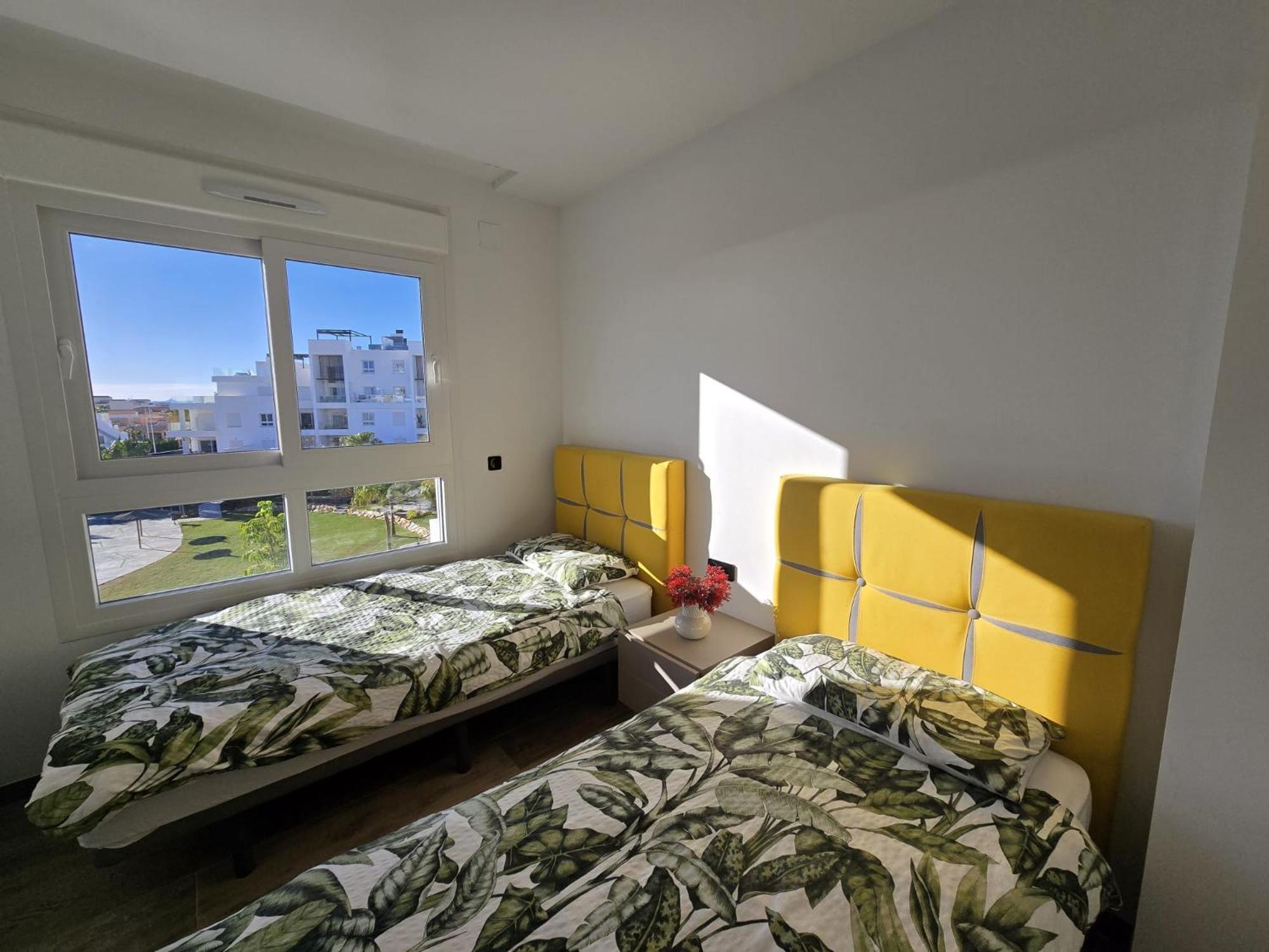 טורבייחה Nice 2 Bedroom Bali Apartment With Sea Views מראה חיצוני תמונה