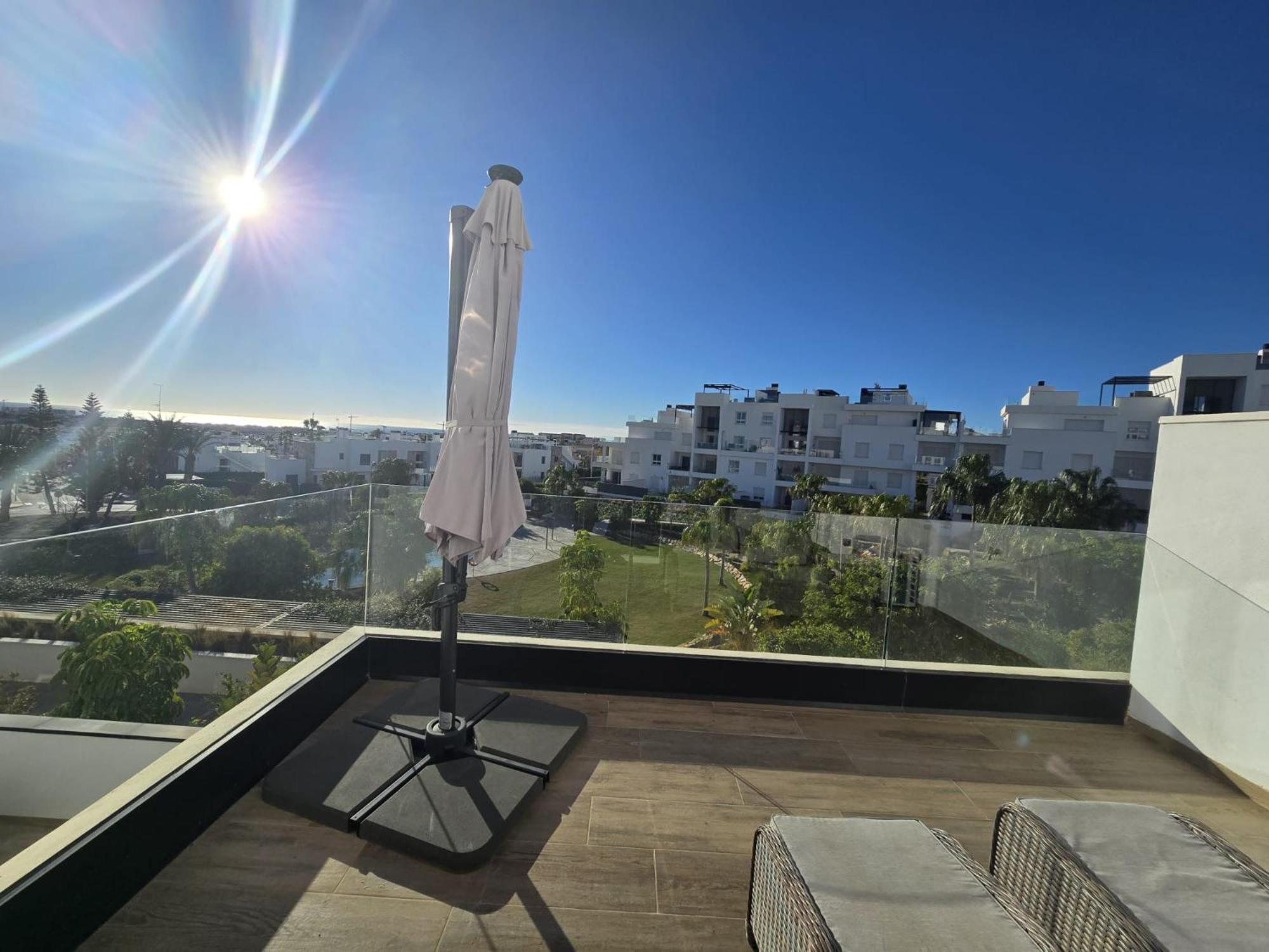 טורבייחה Nice 2 Bedroom Bali Apartment With Sea Views מראה חיצוני תמונה