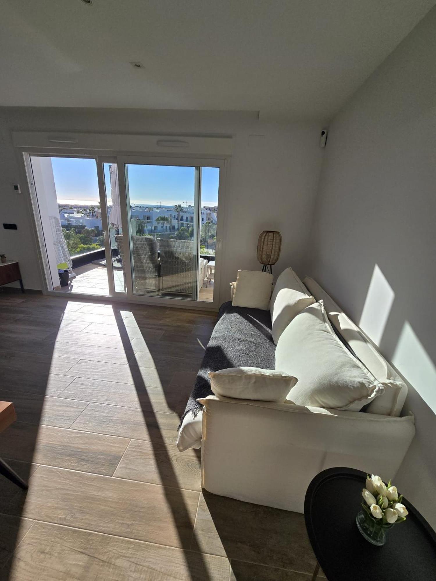 טורבייחה Nice 2 Bedroom Bali Apartment With Sea Views מראה חיצוני תמונה